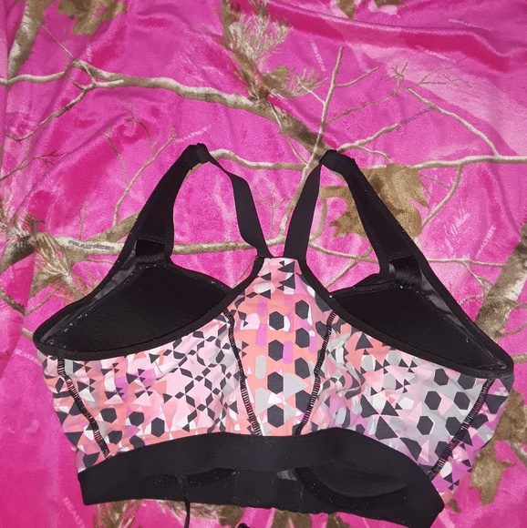 Bra - Picture 3 of 3